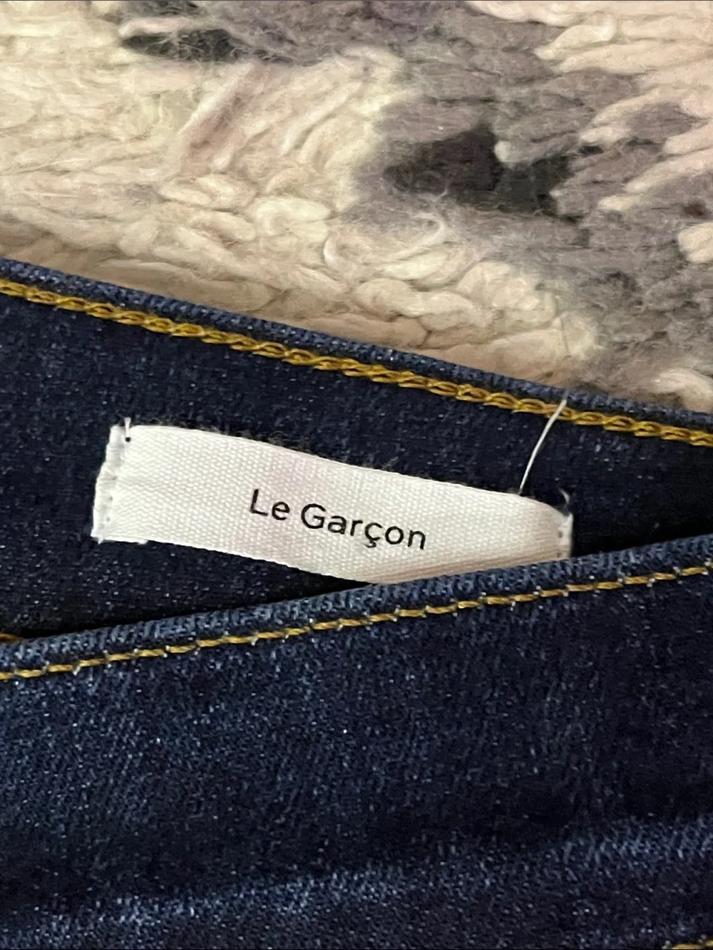 FRAME Le Garçon Jeans Size 24 Dark Wash Distressed Mid Rise Boyfriend Straight